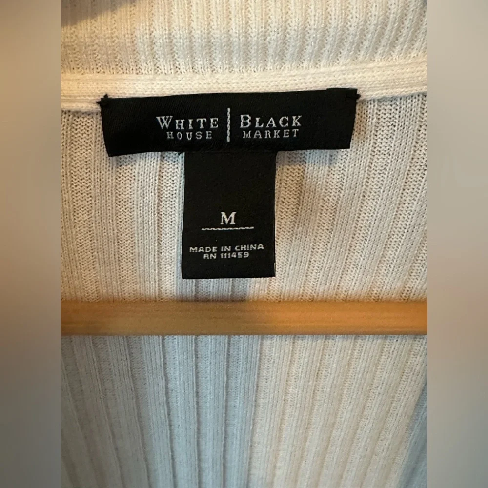 White House Black Market Ribbed Cardigan Size M - Picture 3 of 4